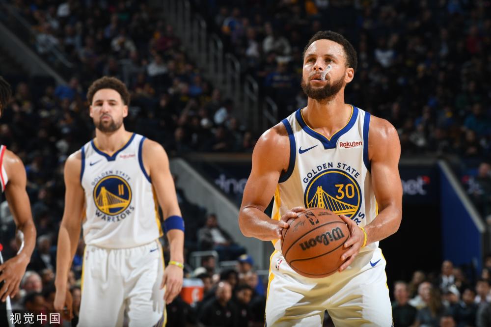 到决定性作 到决定性作